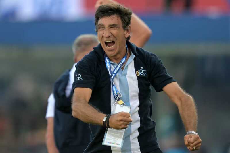 Costas tras el triunfo de Racing: “Los reté y respondieron” Racing
