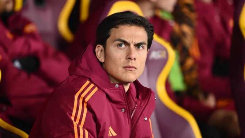 Paulo Dybala seguirá en la Roma hasta 2027. El delantero argentino renovó su contrato y Boca Juniors pierde la posibilidad de incorporarlo en este mercado de pases.
