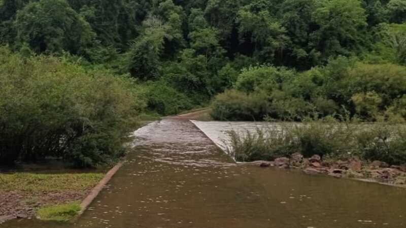 Moconá: cerraron el ingreso al Parque por la crecida del Arroyo Yabotí moconá