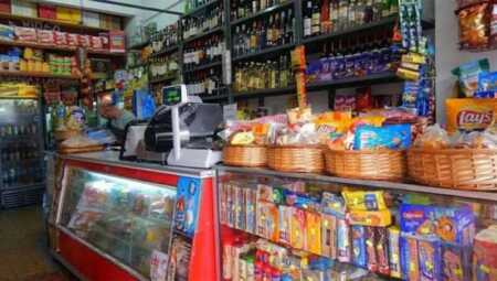 Almacenes resisten con ventas en caída y clientes que cambian marcas para cuidar el bolsillo almacenes de Posadas - 2