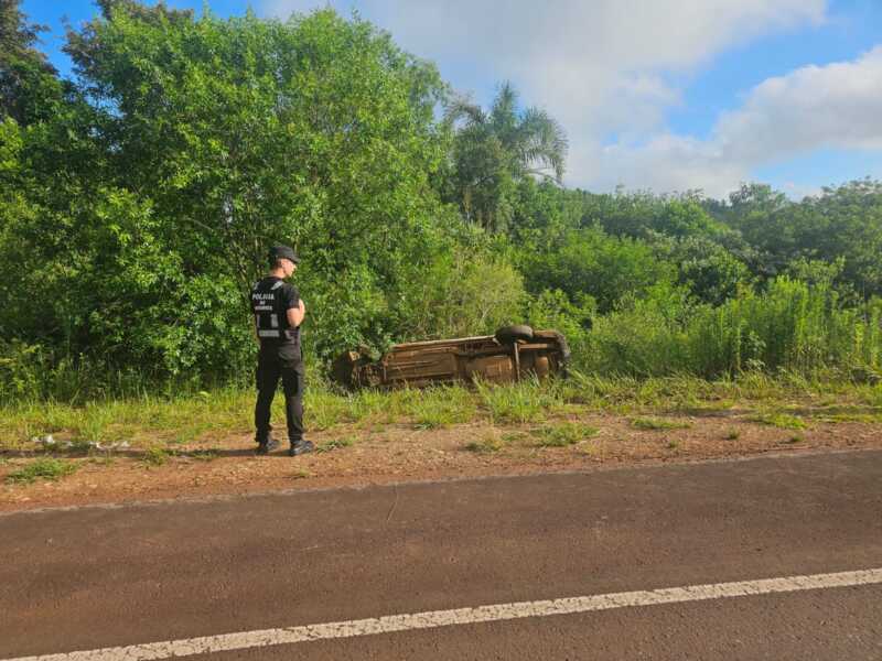 San Martín: un utilitario despistó en la Ruta 103 y terminó entre las malezas San Martín despiste