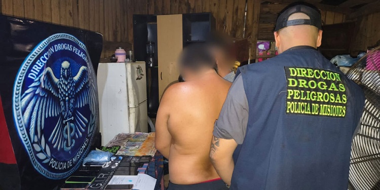 Cayó un búnker de drogas en Villa Cabello: cuatro detenidos 2 drogas