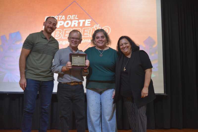 Tomás Mattje y Delfina Steciuk, los destacados en la Fiesta del Deporte Obereño 4 Ángel Dalmau emocionó en la Fiesta del Deporte Obereño con un mensaje de gratitud, comunidad y apuesta al deporte como herramienta de inclusión y salud.