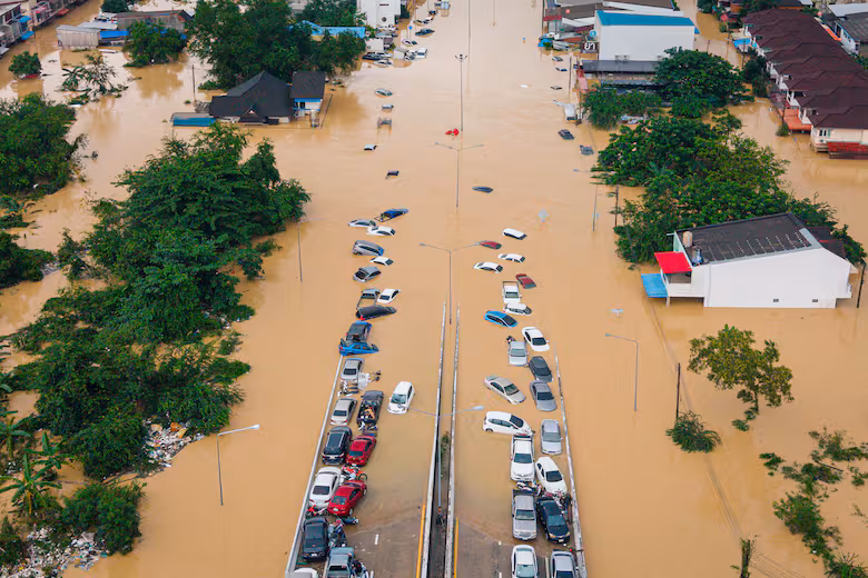 Inundaciones en Asia: ya son más de 1000 muertos y 800 desaparecidos 5 inundaciones asia 2 - 4