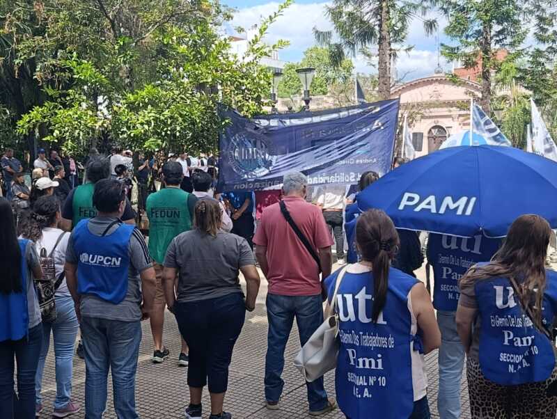 La central obrera evalúa una medida de fuerza nacional en medio del avance legislativo de la Reforma Laboral.