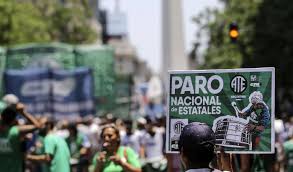 ATE reúne a los sindicatos estatales para definir acciones contra la reforma laboral impulsada por el Gobierno 4 El sindicato prepara un plan de acción conjunto antes del debate en el Senado sobre la reforma laboral.