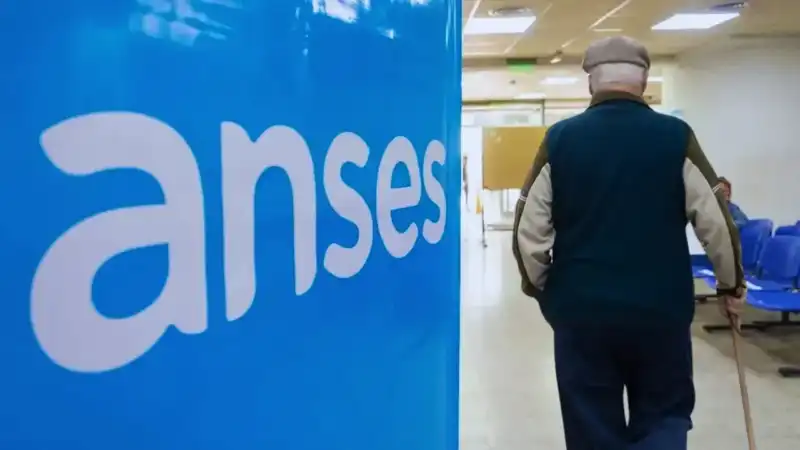 ANSES fijó el haber mínimo jubilatorio en $369.600 desde marzo de 2026 1 Anses