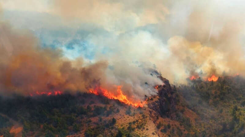 Chubut: el fuego ya arrasó más de 40 mil hectáreas y la emergencia se agrava Chubut