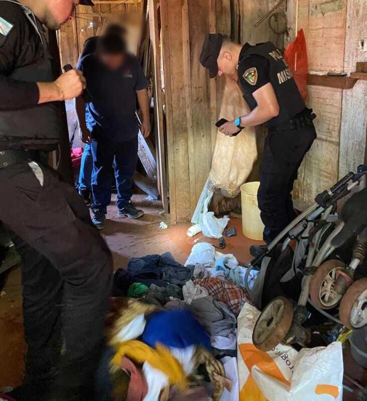 Irrupciones en Eldorado: detuvieron a dos personas por el robo a un jubilado 1 Dos hombres fueron arrestados en Eldorado tras una investigación por un robo calificado ocurrido a fines de diciembre.