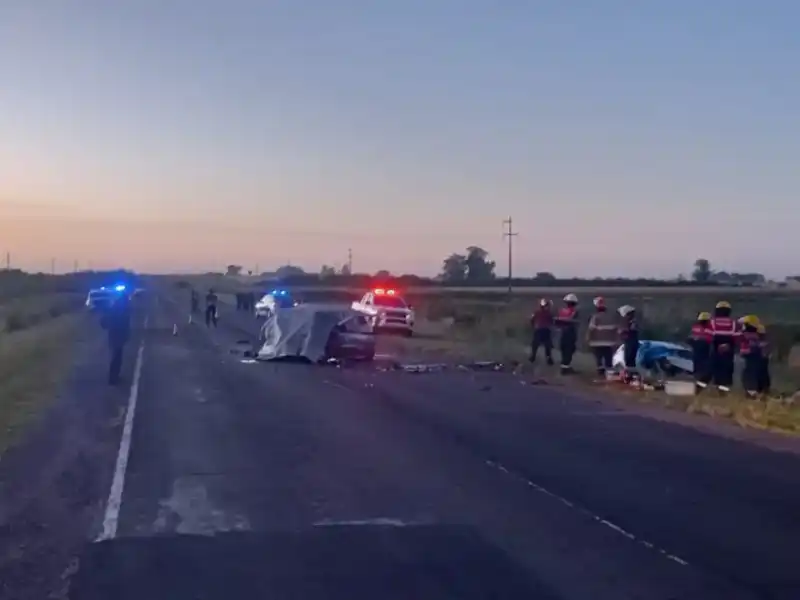 Madrugada fatal en Entre Ríos: tres muertos tras un choque frontal en la Ruta 20 Entre Ríos