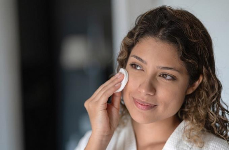 Cómo cuidar la piel frente al calor extremo: claves para una rutina de verano G Hg8 FXQAA7r1T - 2