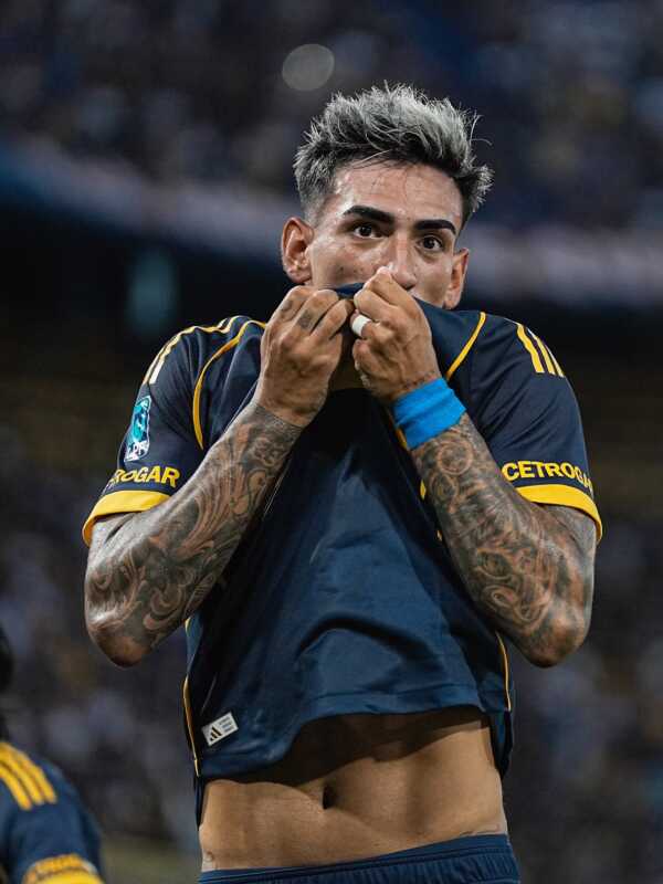Boca debutó con triunfo ante Riestra y sumó sus primeros puntos en el Apertura 4 G i - 3