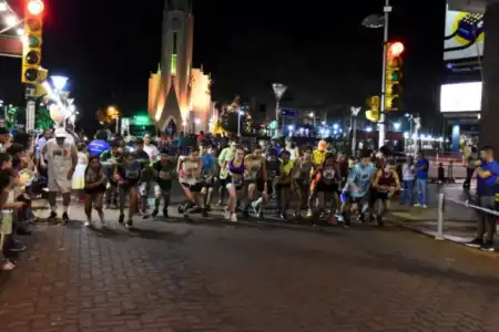 El Gran Prix Nocturno volverá a recorrer las calles del centro de Oberá en tres sábados consecutivos.