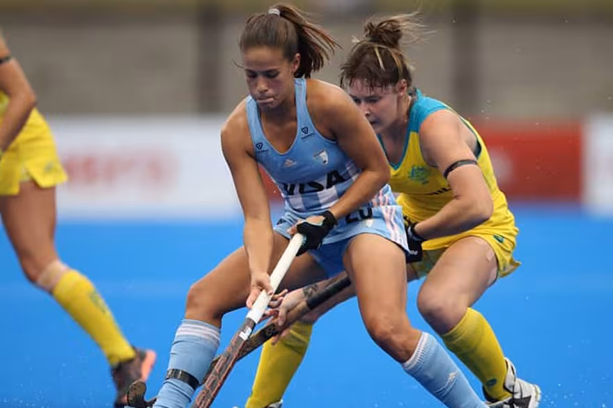 Luchi Von der Heyde debutó con Alemania y comenzó una nueva etapa internacional 3 Lucina Von der Heyde debutó con Alemania en la FIH Pro League y comenzó una nueva etapa internacional tras su paso por Las Leonas. La jugadora posadeña participó del triunfo ante Gran Bretaña en Londres.