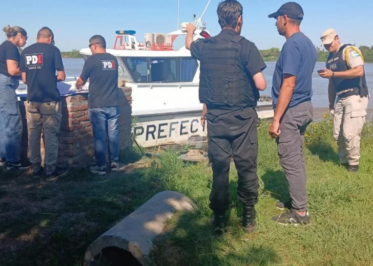 Santa Fe: dos hombres fueron hallados fusilados en una lancha a la deriva 2 Santa