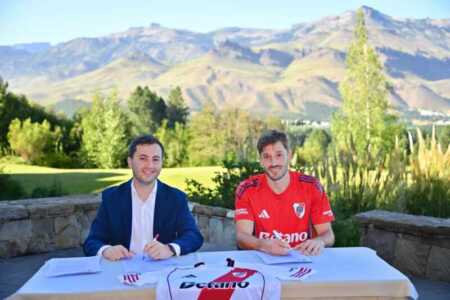 River presentó a Matías Viña