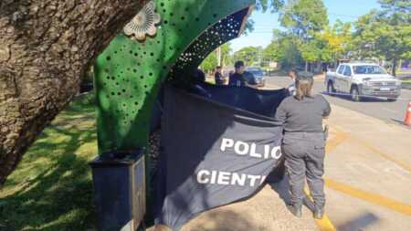 Posadas: falleció un hombre tras descompensarse en una parada de colectivos hombre fallecido parada de colectivos Posadas