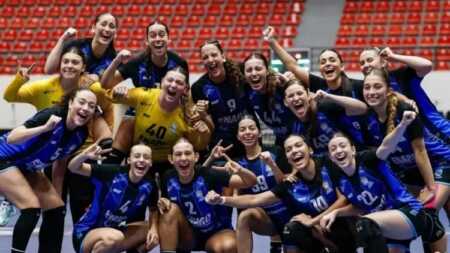 Handball: Con la misionera Mara López, Argentina venció a Paraguay y jugará el Mundial Junior Selección Argentina Handball