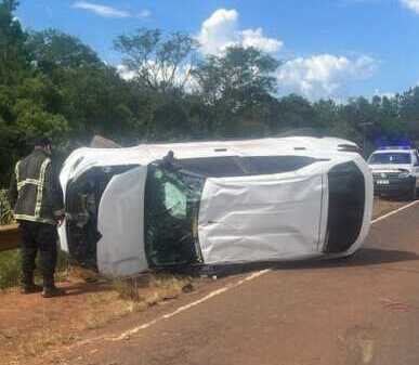 Despiste vehicular en la Ruta 12 dejó dos personas lesionadas en Santo Pipó WhatsApp Image 2026 01 26 at 16.44.20 e1769462545489 - 4