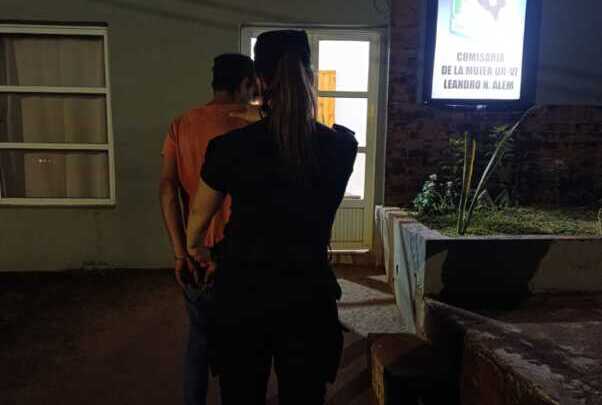 Detuvieron a un hombre alcoholizado por violencia familiar en Alem Intervención policial en Alem tras una denuncia por violencia familiar durante la madrugada.