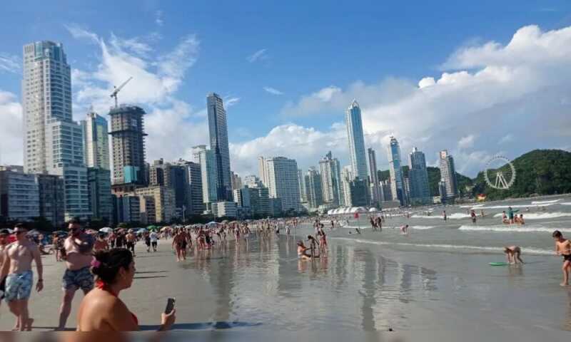 Balneario Camboriú lidera el ranking de las ciudades más caras para comprar vivienda en Brasil 2 camboriu3 - 1
