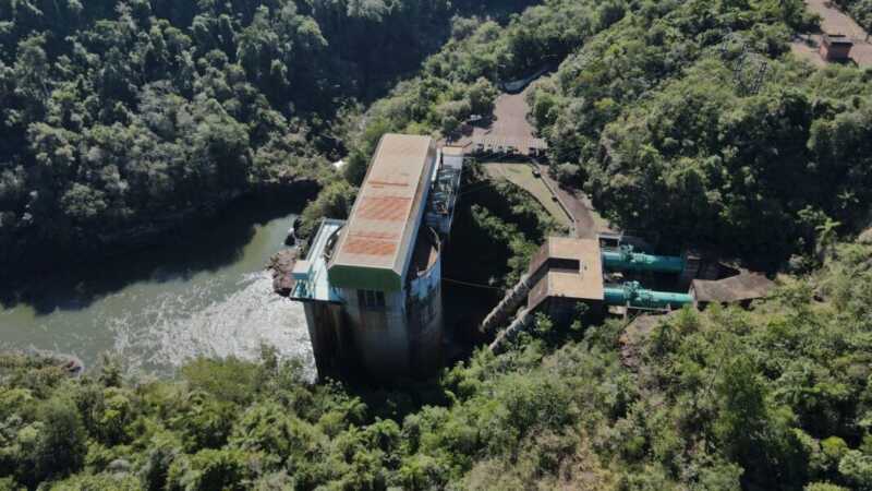 Falla en la central Urugua-í dejó sin energía a localidades del centro y norte de Misiones central de energía misiones
