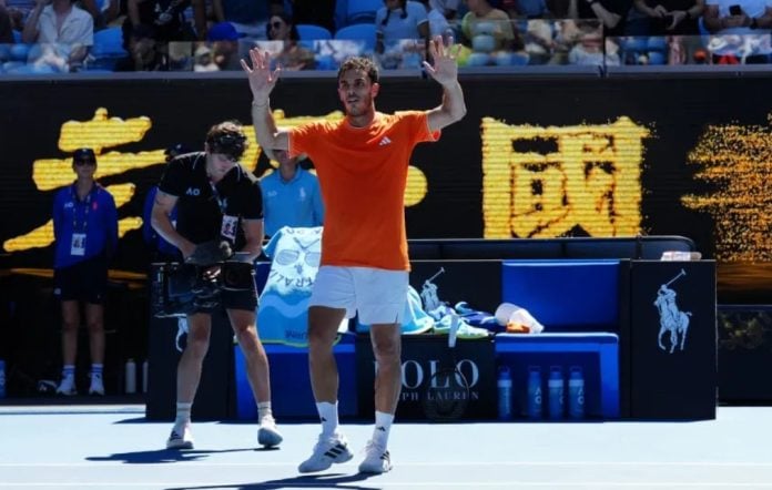 Los argentinos tuvieron un positivo comienzo en el Abierto de Australia 2026 5 cerundolo 696x442 1 - 4