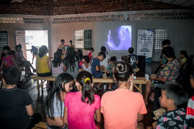 Cine en Verano recorre los barrios y promueve el encuentro comunitario 5 cine de verano - 4