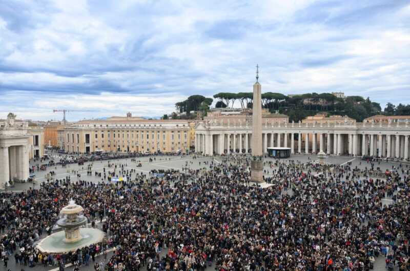 El Papa llamó a salir de la indecisión y confiar: “Cada momento es tiempo de Dios” cq5dam.thumbnail.cropped.1500.844 3 - 2