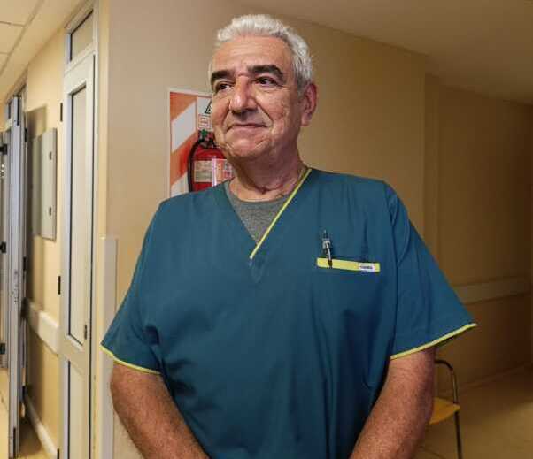 Golpes de calor y gastroenteritis: las amenazas del verano para los más chicos 2 dr puentes pediatrico e1767697591667 - 1