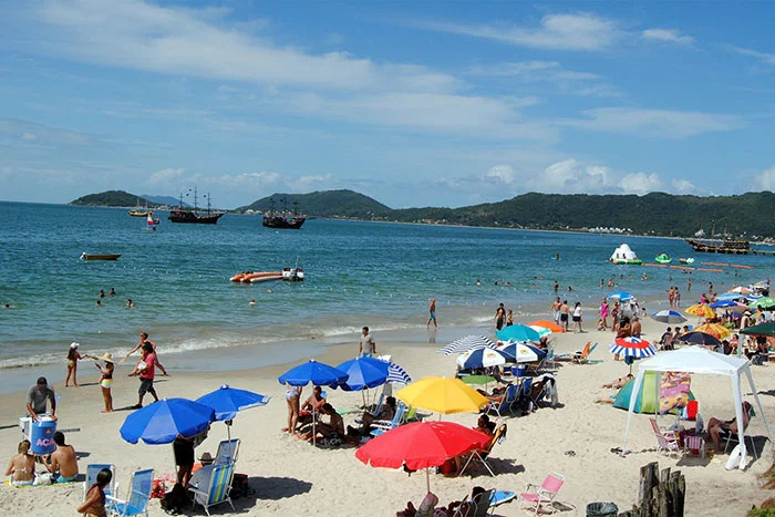 Advierten sobre casos de gastroenteritis en el sur de Brasil y detectan playas no aptas para el baño florianopolis brasil - 2