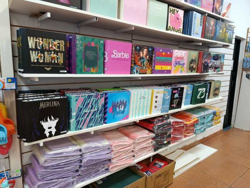 Posadeños anticipan las compras de útiles escolares: cuánto valen las listas 2026 7 libreria utiles clases 2 - 6