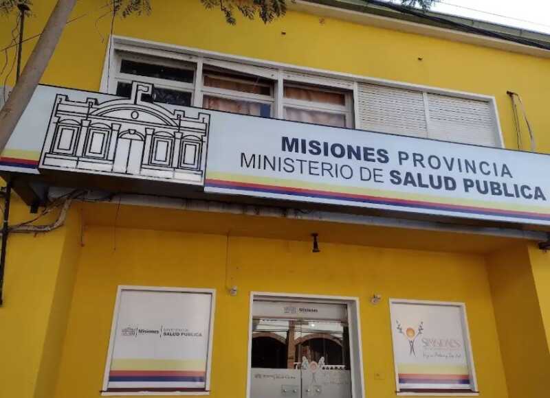 Embargo a empresa tercerizada dejó a personal de seguridad del Samic Oberá sin cobrar a fines del 2025 3 personal de seguridad hospitales de misiones