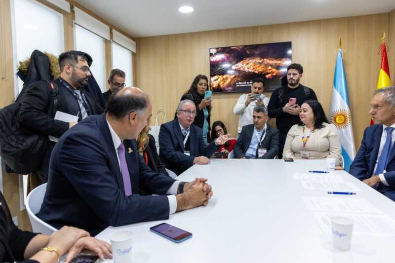 En la Feria Internacional de Turismo, José María Arrúa destacó el valor diferencial de Misiones como destino único y competitivo a nivel internacional.