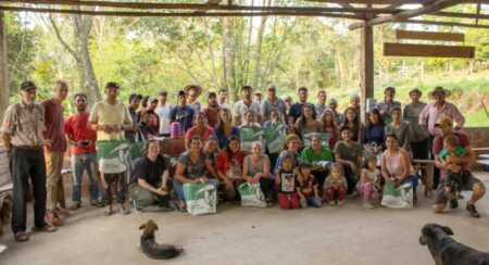 Misiones logra el primer Plan Integral Comunitario aprobado del país para conservar la selva Familias rurales de Pozo Azul y San Pedro protagonizan el primer Plan Integral Comunitario aprobado del país para conservar la selva misionera.