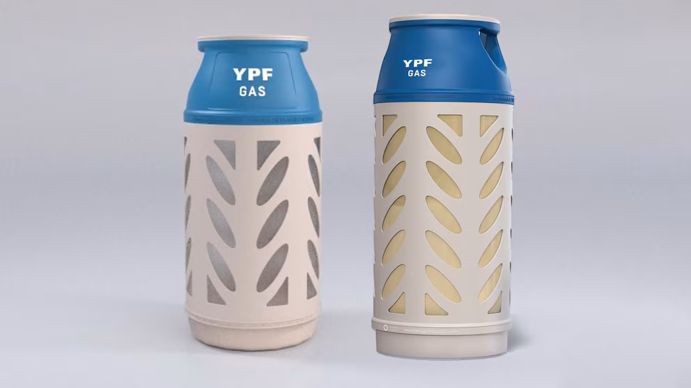 Garrafas de plástico: YPF lanzó una prueba piloto con envases 65% más livianos para uso hogareño YPF Gas prueba en Buenos Aires garrafas de plástico 65% más livianas, pensadas para facilitar el uso doméstico y mejorar la seguridad.
