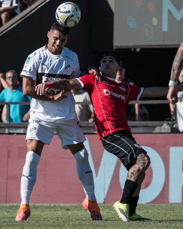 Sarmiento, Independiente y Huracán ganaron en la jornada del sábado por la fecha 4 del Torneo Apertura. hoy lunes 9 de febrero cierra la fecha 4.