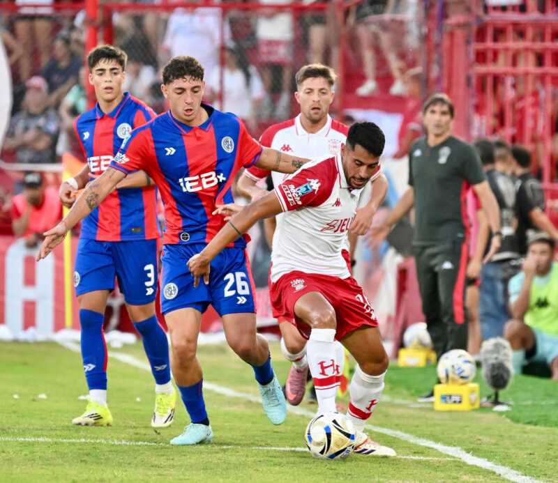 Sarmiento, Independiente y Huracán ganaron en la jornada del sábado por la fecha 4 del Torneo Apertura. hoy lunes 9 de febrero cierra la fecha 4.