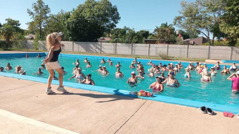 Jornada recreativa para adultos mayores hoy jueves en Costa Sur 626437690 17926379559209555 4460674180836651981 n - 1