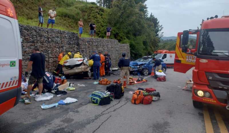 Choque frontal en Brasil: una correntina murió y sus hijas están graves 634992943 1362965595859252 8191598426780631211 n - 2