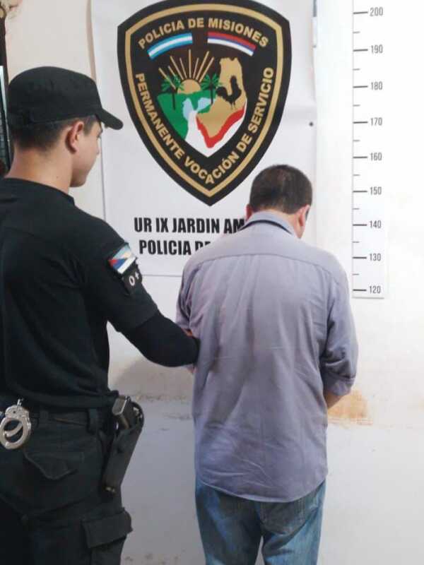 Intento de robo en Jardín América: detienen a pareja por modalidad “mechero” 4 Modalidad mechero en Jardín América: dos detenidos tras intento de hurto