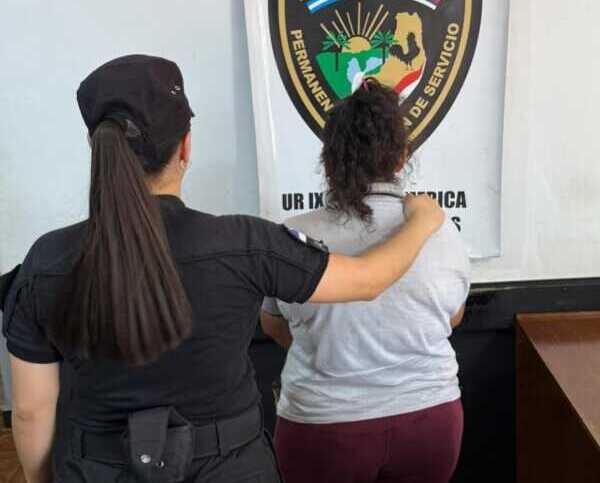 Intento de robo en Jardín América: detienen a pareja por modalidad “mechero” 637719273 18313198813248144 6671592793239925920 n e1771979535375 - 3