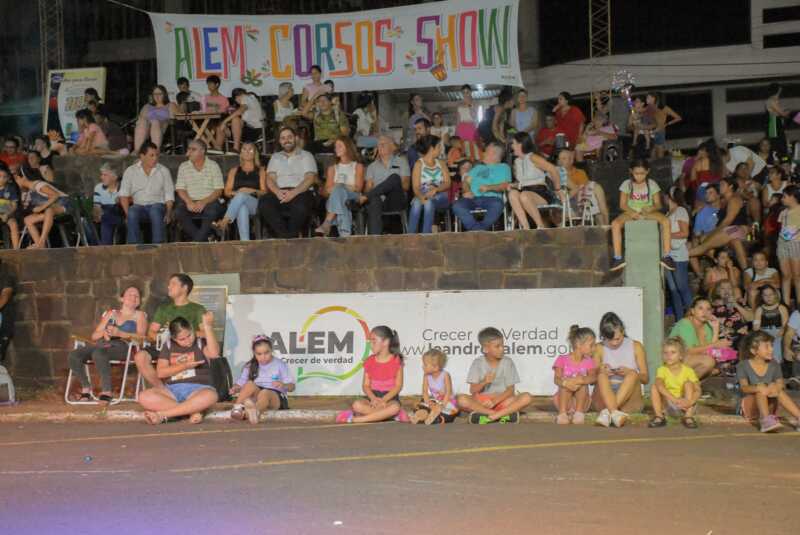 Alem vive el carnaval: todo listo para una nueva edición del Alem Corsos Show 2 Leandro N. Alem se prepara para el Alem Corsos Show este domingo 15. Cuatro comparsas de Misiones llenarán de ritmo y color la avenida San Martín.