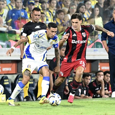 River empató con Rosario Central y se mantiene como líder de su zona 3 River Plate igualó 0-0 ante Rosario Central en el Gigante de Arroyito, por la tercera fecha del Torneo Apertura 2026, y conservó el liderazgo de la Zona B.