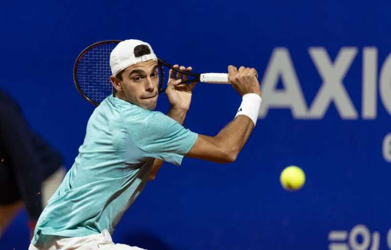 Cerúndolo enfrenta a Medvedev en Miami en un duelo de alto nivel 6 Francisco Cerúndolo se mide ante Daniil Medvedev en la tercera ronda del Masters 1000 de Miami, en un cruce clave para el argentino.