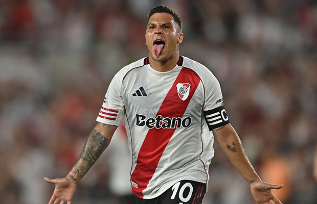 River y la decisión con Páez: debut recién en Copa Argentina 3 Gallardo definió que Kendry Páez espere para debutar en River y apunta a la Copa Argentina, mientras evalúa los regresos de Armani y Acuña ante Tigre.