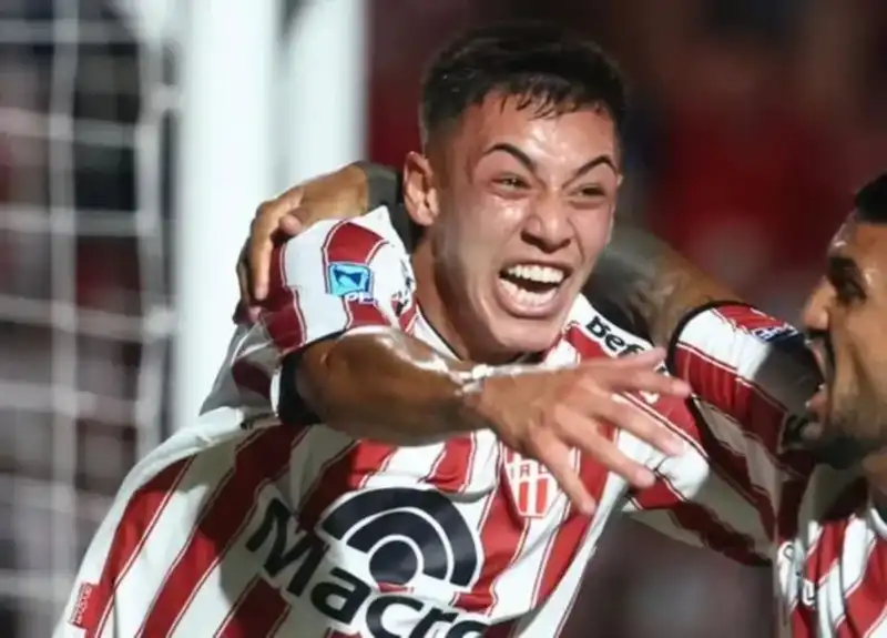 Banfield venció a Estudiantes de Río Cuarto y reaccionó en la Zona B, Independiente Rivadavia derrotó a Sarmiento y mantiene puntaje ideal, e Instituto rescató un empate agónico ante Lanús en el cierre de la fecha 3 del Torneo Apertura 2026.