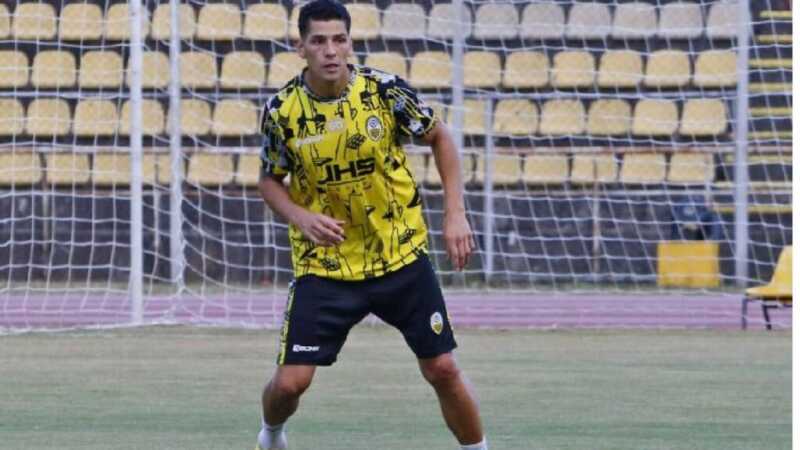 Bartolomé Mitre anunció el fichaje del misionero Oliver Benítez para reforzar su defensa de cara al Torneo Federal A 2026.