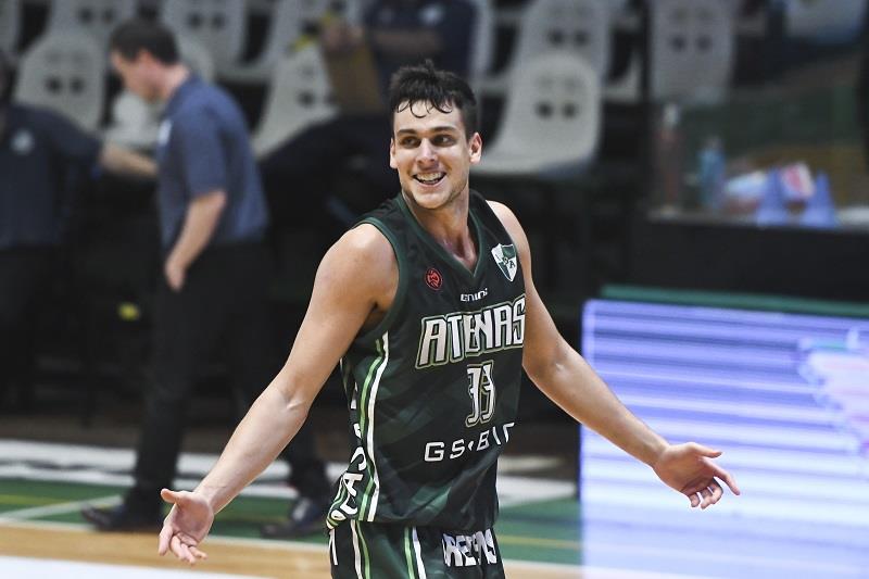 Mitre golpeó en Chaco y sigue firme en la Liga Federal 3 Bartolomé Mitre venció a Cultural como visitante y sumó su tercera victoria en la Liga Federal. También ganó Hindú en Corrientes.
