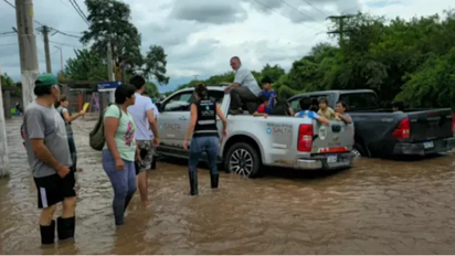 Fuertes lluvias en Salta provocan desbordes de ríos y daños materiales en la zona sur 2 Salta